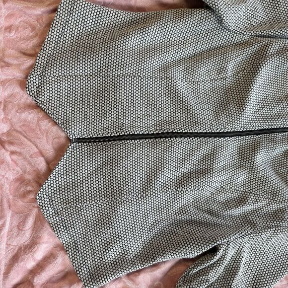 Torrid Moto Jacket Size 2X Black White Checker‎ 3/4 Ruched Sleeves Urban Chic - Picture 3 of 6